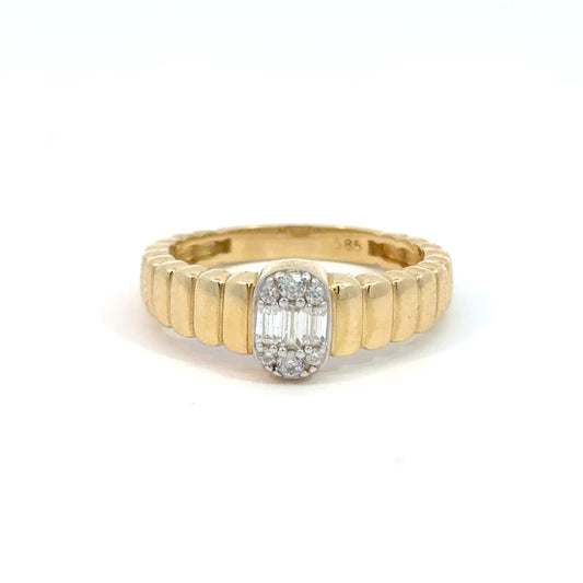 585/- Gelbgoldring mit Zirkonia Steinen