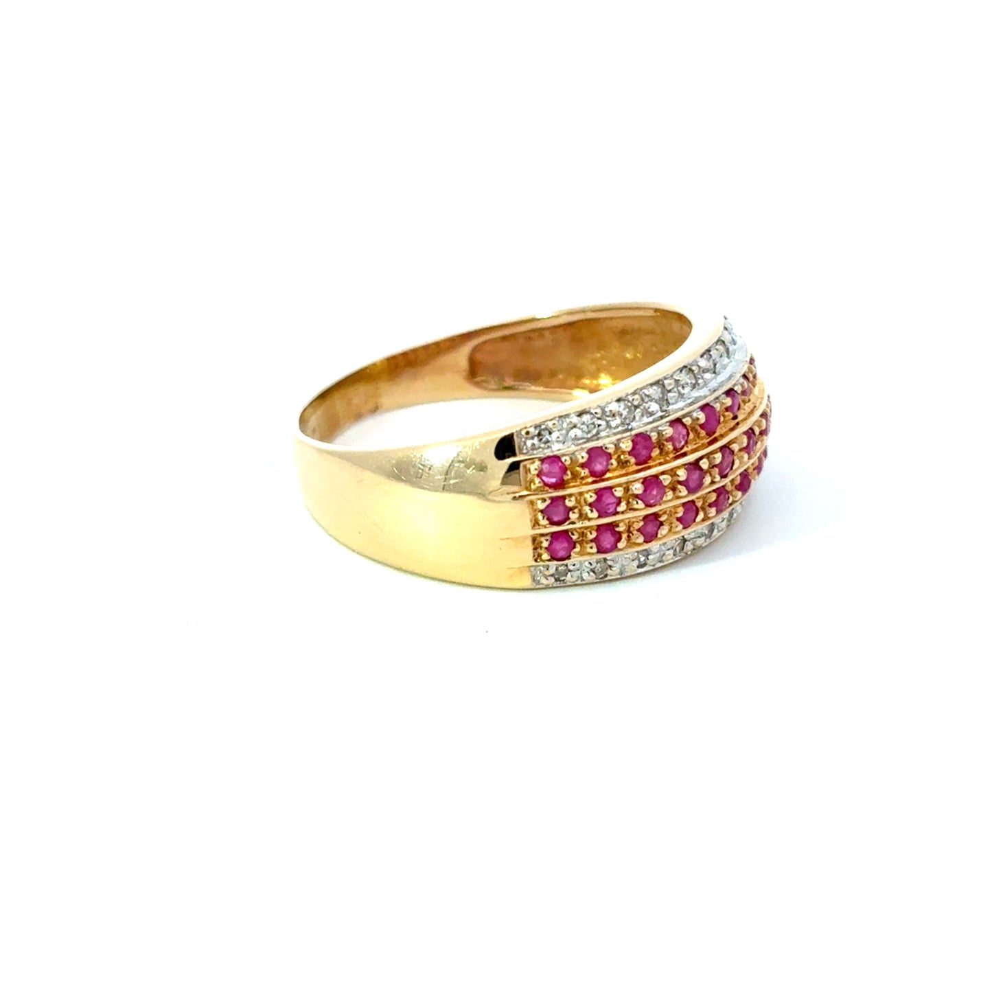 Rubin Ring in 585/-er Gelbgold